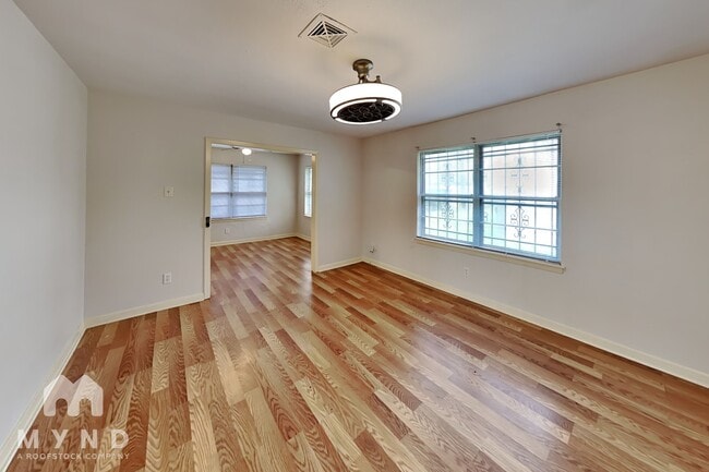 Foto del edificio - 4310 Boynton Dr