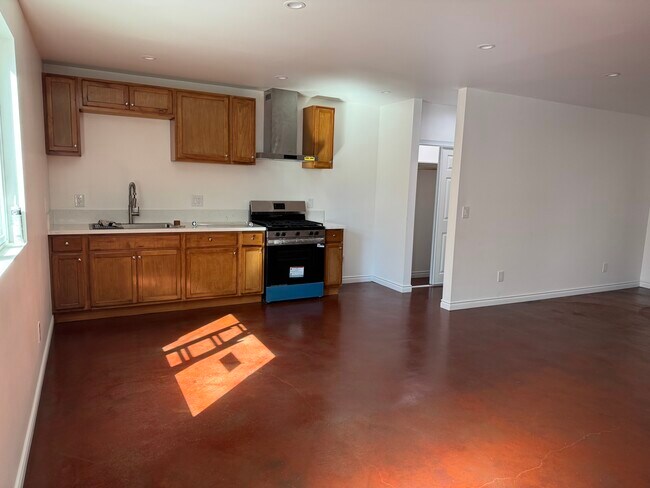 Foto del edificio - 2848 Buckingham Rd
