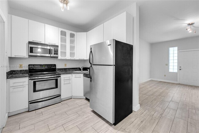 Foto del edificio - 1622 Bay Rd