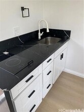 Building Photo - 304 Wyllie St