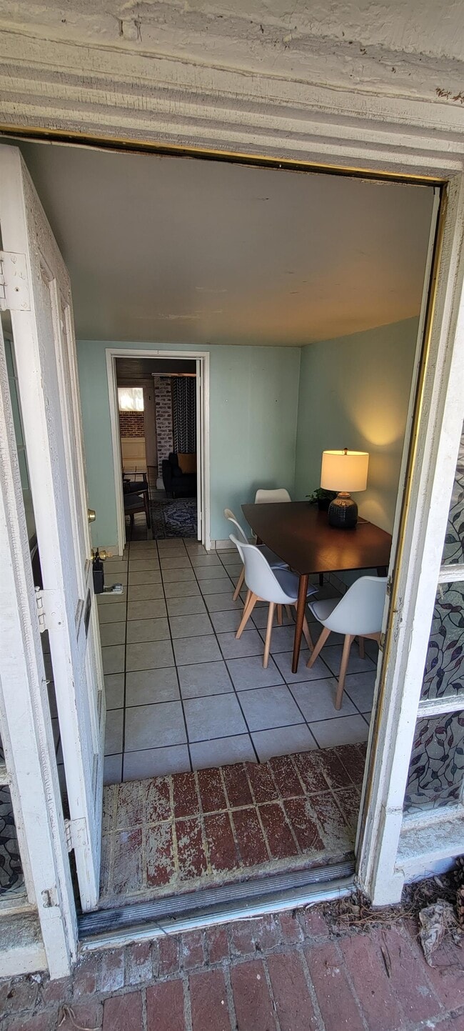 Photo - 1511 St Mary St House