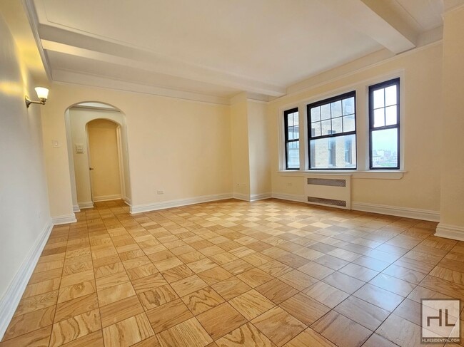 Building Photo - Studio Apartment in West Village | 11th Fl...