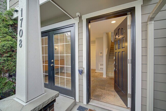 Foto del edificio - 2Bd/2.5Ba Seattle Townhouse