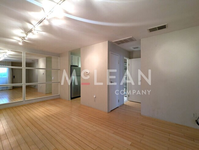 Foto del edificio - Palm Springs Villas I #208 - Upper Unit