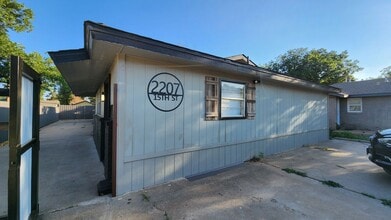 Building Photo - 2207 15th St