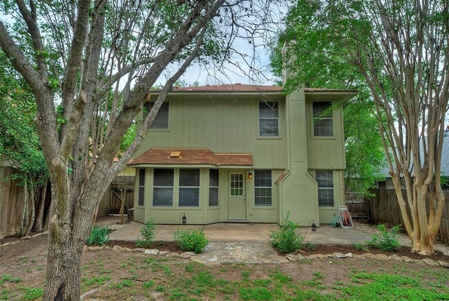Building Photo - 1319 Strickland Dr