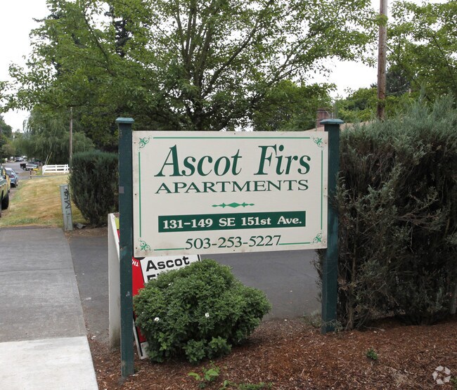 Foto del edificio - Ascot Firs