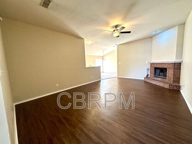 Foto del edificio - 6717 89th St