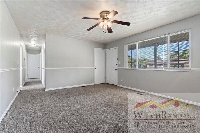 Foto del edificio - Beautiful Rental Home in Highland