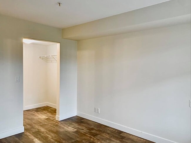 Building Photo - 46150 Bole Ave