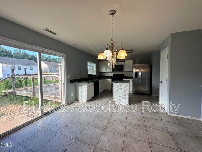 Foto del edificio - 502 Kerriann Ln