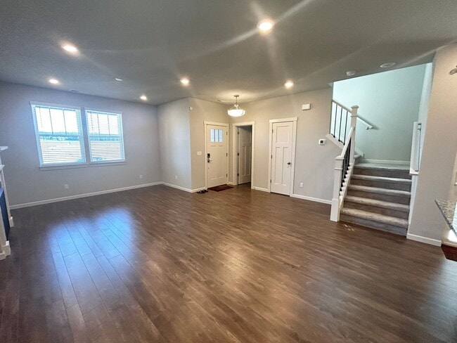 Building Photo - New 4 Bedroom North Plains Home!!!
