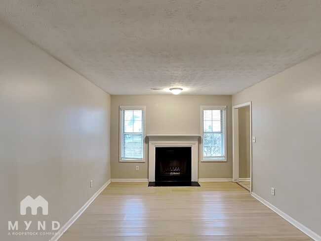 Foto del edificio - 5491 Orchard Ct