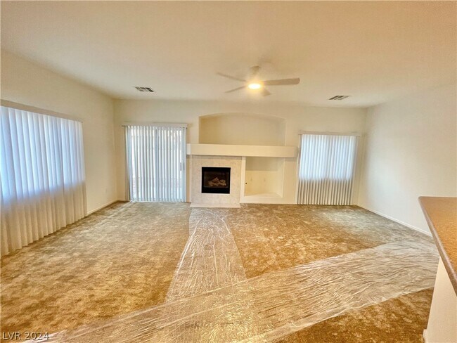 Building Photo - 89 Dow Jones St