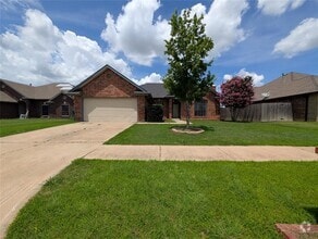 Building Photo - 609 SW 151st St