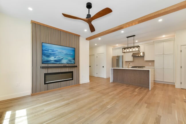 Building Photo - 36 McKone St