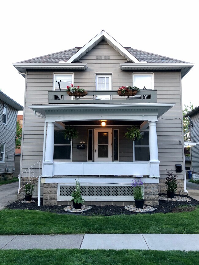 Foto del edificio - 1273 Fry Ave