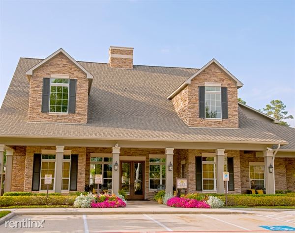 Foto principal - 3600 College Park Dr
