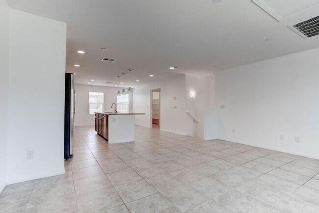 Foto del edificio - 4650 Ranch House Rd