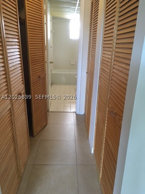 Foto del edificio - 9351 Fontainebleau Blvd
