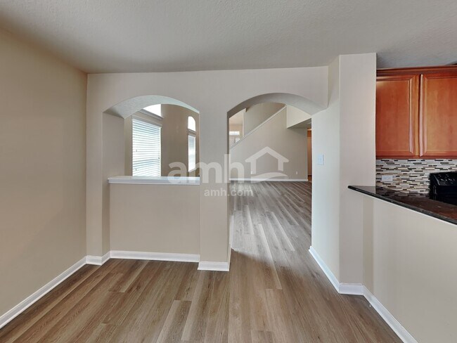 Foto del edificio - 774 Wolfeton Way