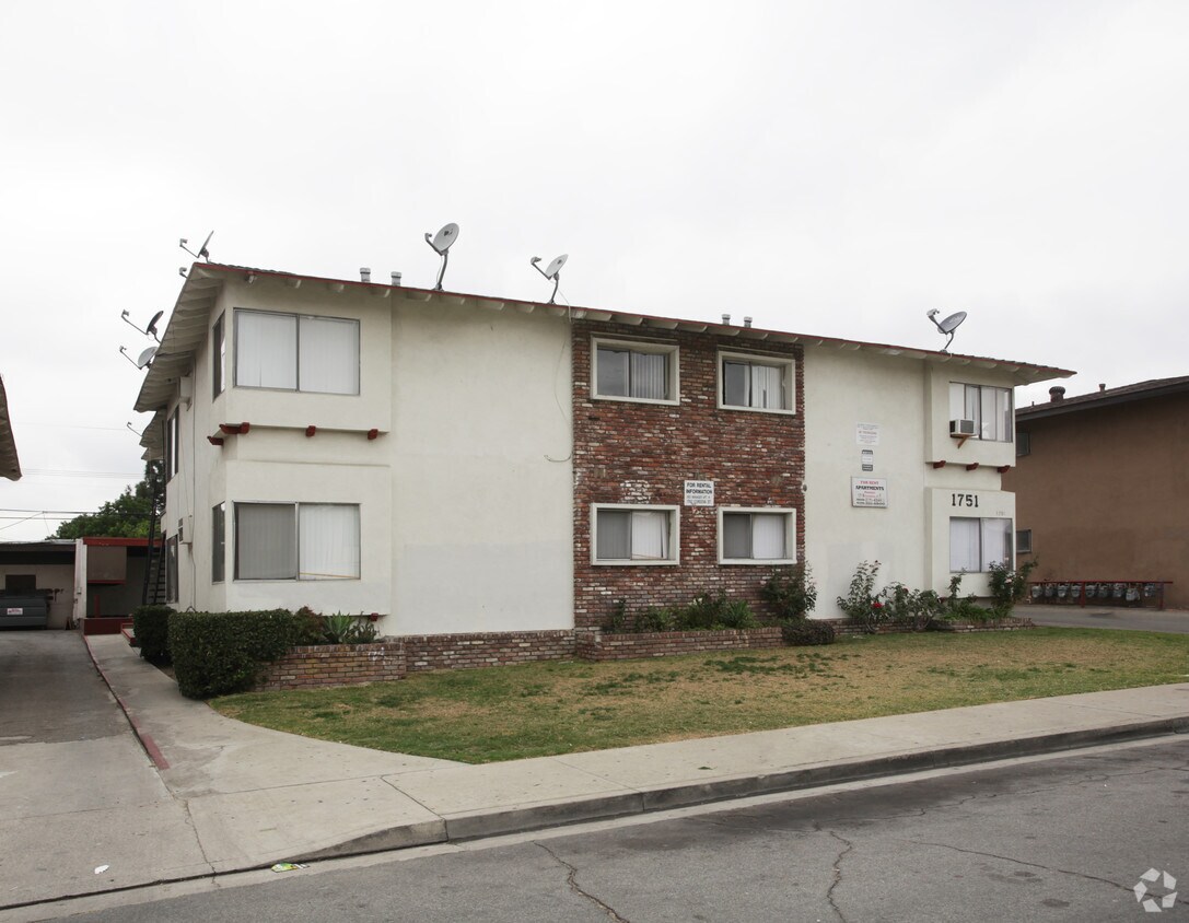 Building Photo - 1751 Cordova St