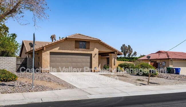 Building Photo - 43922 Warner Trail