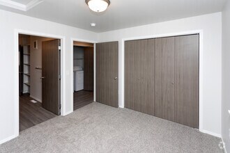 1BR, 1BA - 771SF - The MarQ