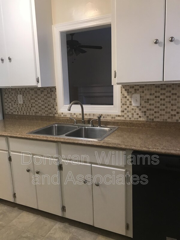 Foto del edificio - 2200 Thurmond Pl