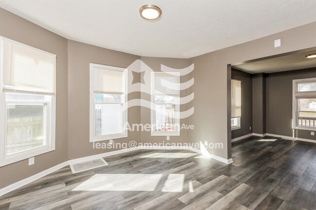 Foto del edificio - 532 24th Ave