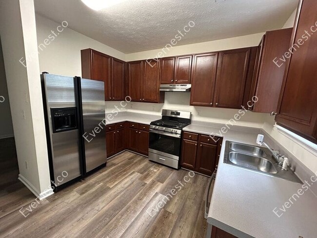 Building Photo - 125 Oak Green Dr