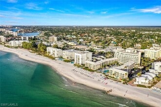 Building Photo - 1950 Gulf Shore Blvd N
