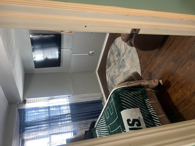 Building Photo - 1930 W Williams Cir