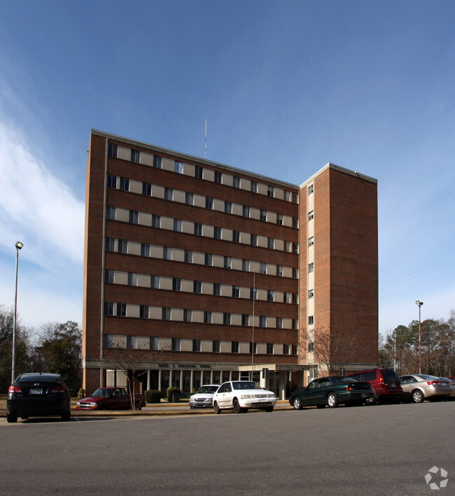 Foto del edificio - WR Tower Apartments