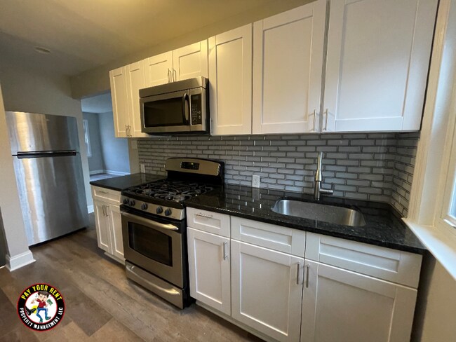 Building Photo - 314 Arden Rd W