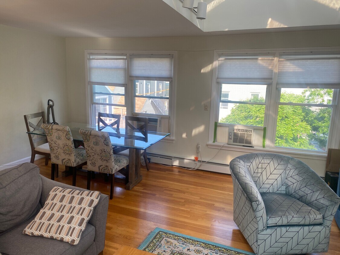 Foto principal - 72 6th St