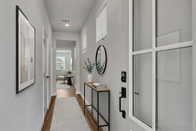 Foto del edificio - 1718 Zachary Ave