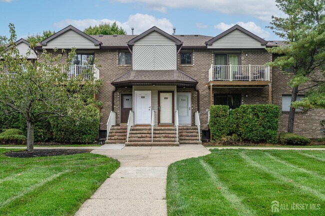 Foto del edificio - 4112 Birchwood Ct