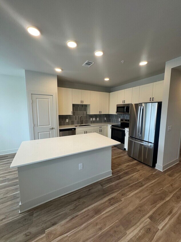 Foto principal - 1620 Everitt Trail