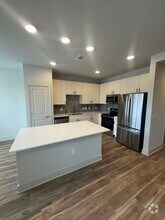 Building Photo - 1620 Everitt Trail
