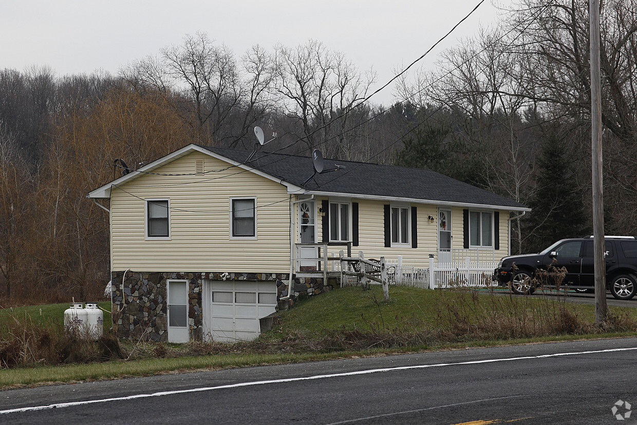 Building Photo - 3856 Route 9