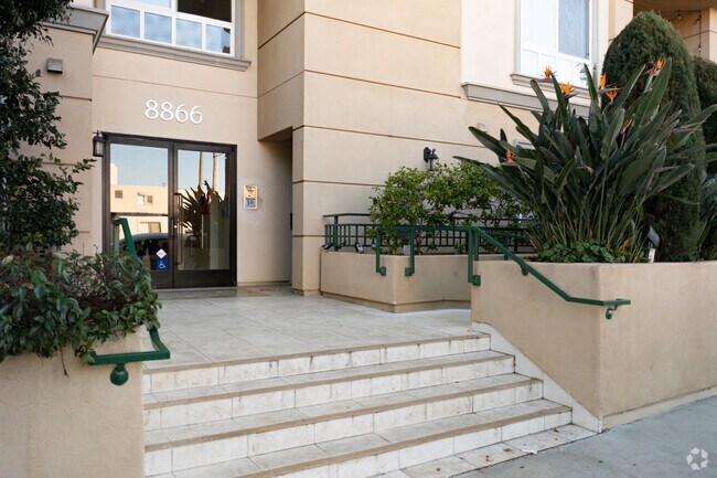 8866 Alcott St - Alcott Gardens