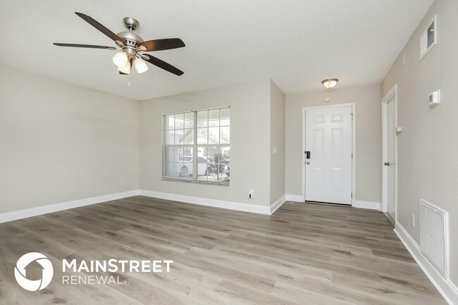 Building Photo - 5408 Regal Oak Cir