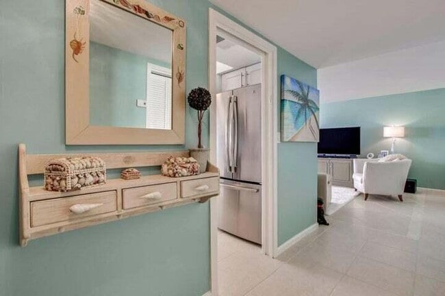 Building Photo - 5480 N Ocean Dr