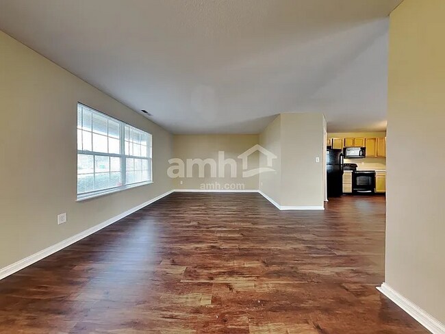 Foto del edificio - 4704 Ashfield Dr