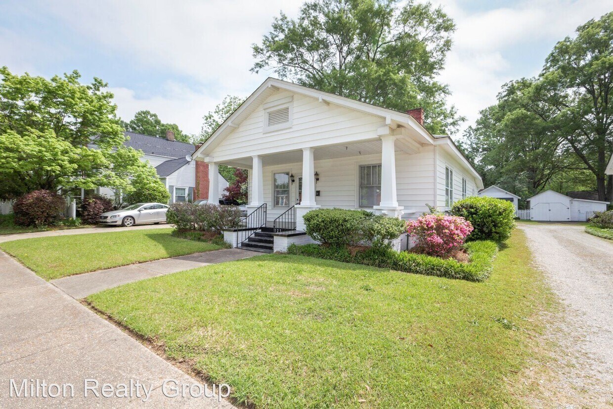 Primary Photo - 3 br, 1.5 bath House - 523 S. 4th Street