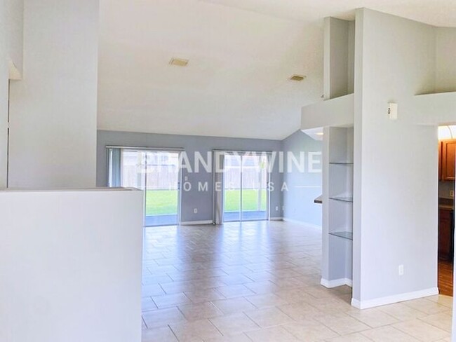 Foto del edificio - FREE JANUARY RENT! MOVE IN BY 12/24 AND PO...