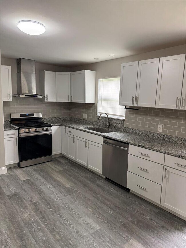 Building Photo - 3408 Greiner Dr