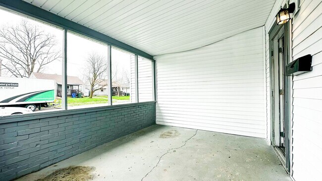 Foto del edificio - Beautifully Updated 2-Bedroom Ranch – Mode...