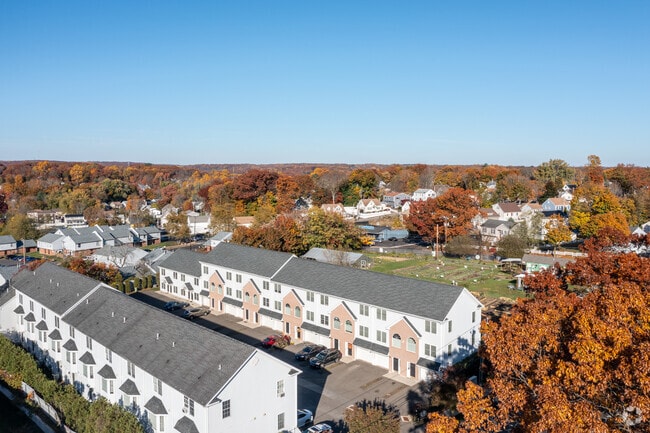 Aerial Photo - 60 Yaremich Dr